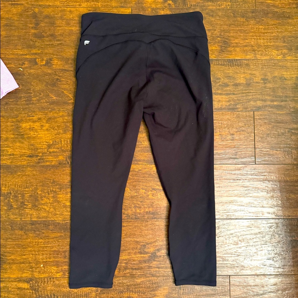 Women’s medium black Fabletics leggings